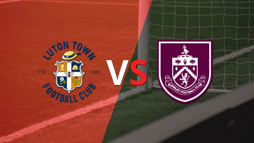 Burnley acorta la diferencia y ahora el partido está 2-1