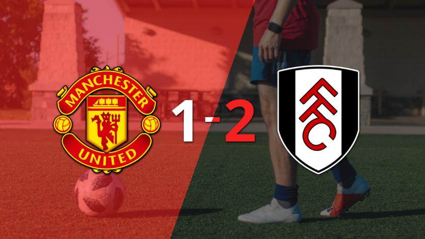 Fulham superó 2-1 a Manchester United como visitante