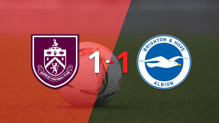 Burnley empató ante Brighton and Hove con un gol en contra