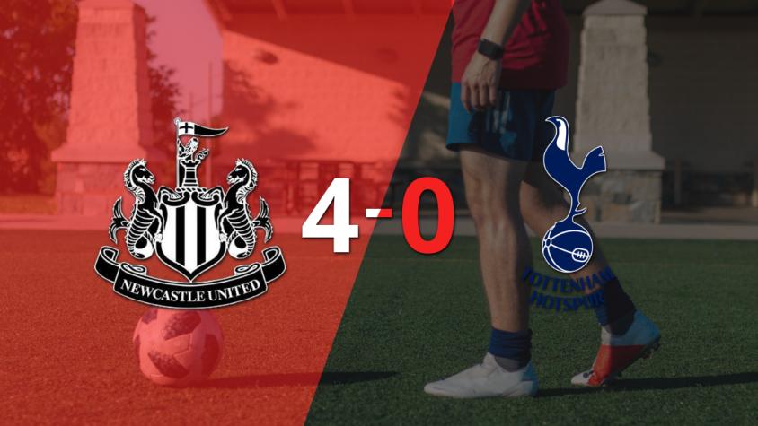 Newcastle United derrotó sin complicaciones a Tottenham con doblete de Alexander Isak