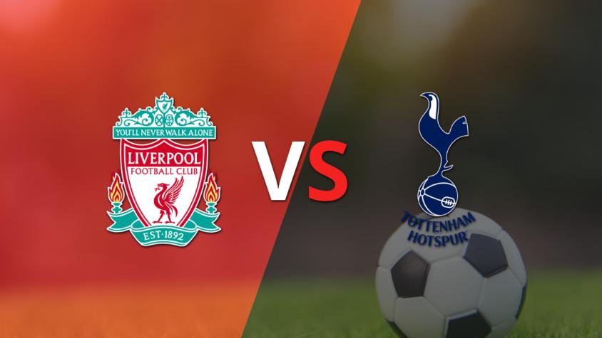Arrancan las acciones del duelo entre Liverpool y Tottenham