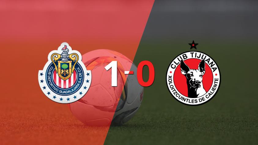 Con lo justo, Chivas venció a Tijuana 1 a 0 en el estadio Akron