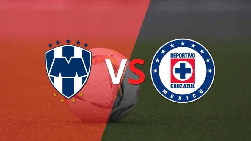 Segundo gol de Cruz Azul, que le gana a CF Monterrey por 2 a 1