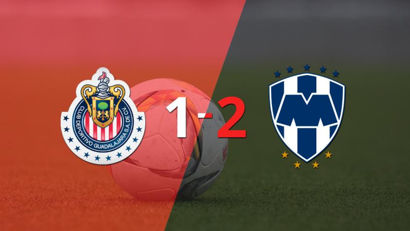 Sergio Canales sentenció el triunfo de CF Monterrey ante Chivas con doblete