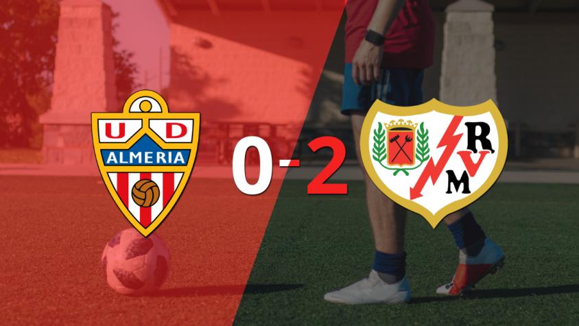 En casa, Almería perdió 2-0 frente a Rayo Vallecano