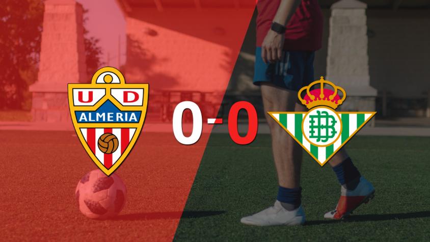Sin muchas emociones, Almería y Betis empataron 0-0
