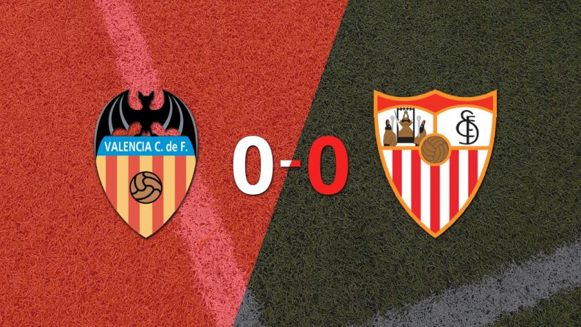 Valencia y Sevilla no se sacaron ventaja y terminaron sin goles