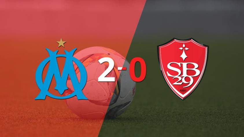 Olympique de Marsella le ganó con claridad a Stade Brestois por 2 a 0