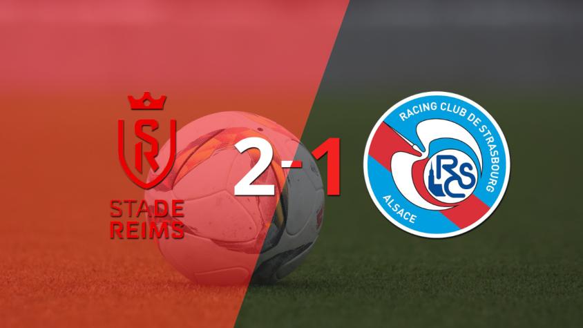 Stade de Reims consiguió una victoria en casa por 2 a 1 ante RC Strasbourg
