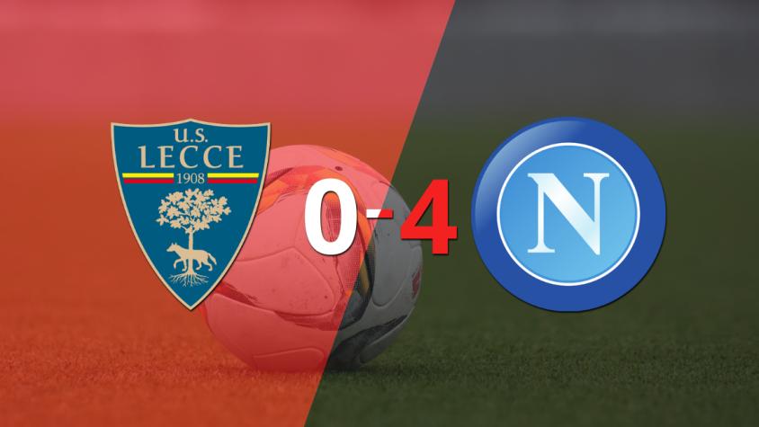 Contundente 4-0 de Napoli en su visita a Lecce