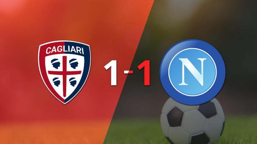 Napoli logró sacar el empate a 1 gol en casa de Cagliari