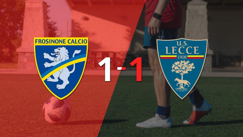 Lecce empató 1-1 en su visita a Frosinone