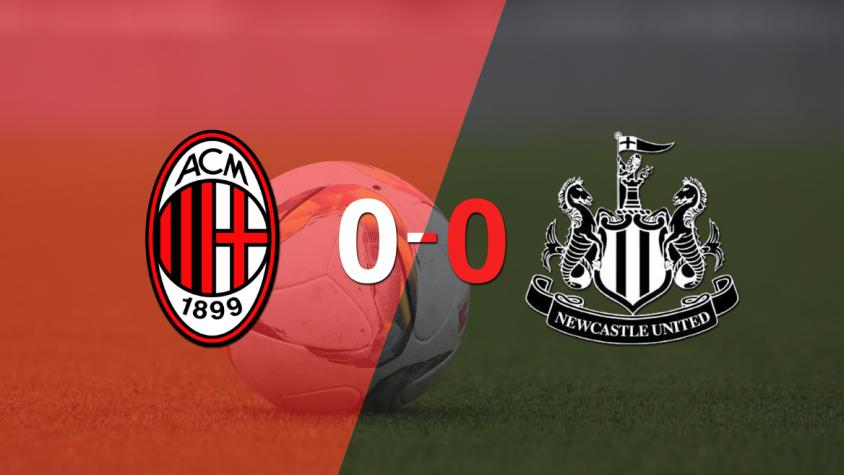 Milan y Newcastle United igualaron sin goles en el marcador