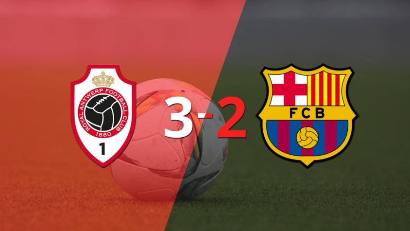 Royal Antwerp se impone por la mínima diferencia ante Barcelona