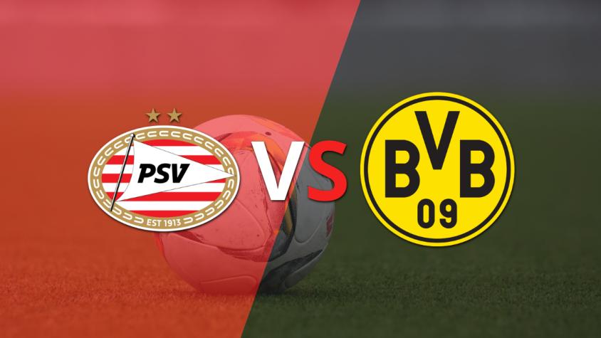 En el estadio Philips Stadion, PSV empató el partido ante Borussia Dortmund