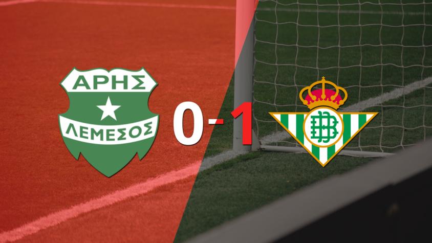 Con lo justo, Betis derrotó a Aris Limassol en su casa