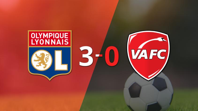 Olympique Lyon vence a Valenciennes y llega a la final