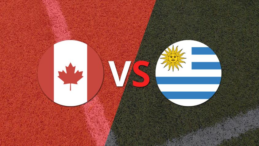 Uruguay le empató a Canadá en la agonía del partido