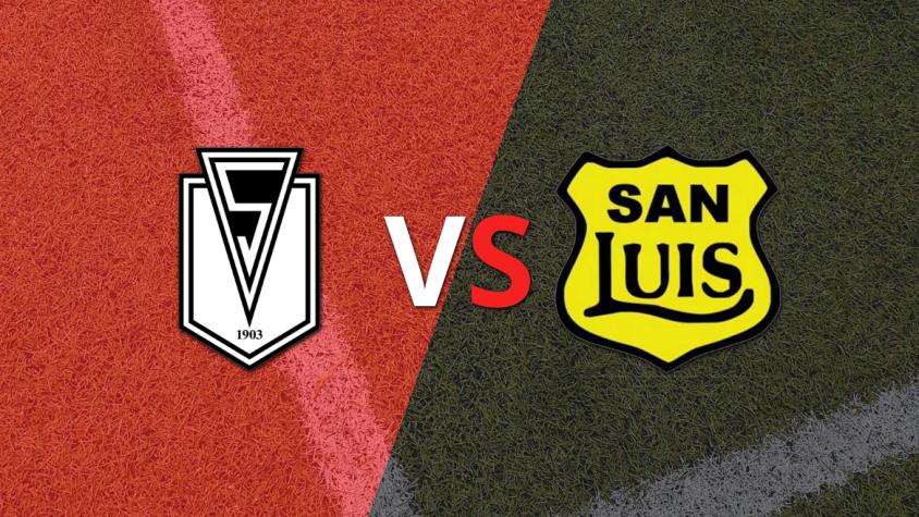 Santiago Morning se luce ante San Luis con un 4-0