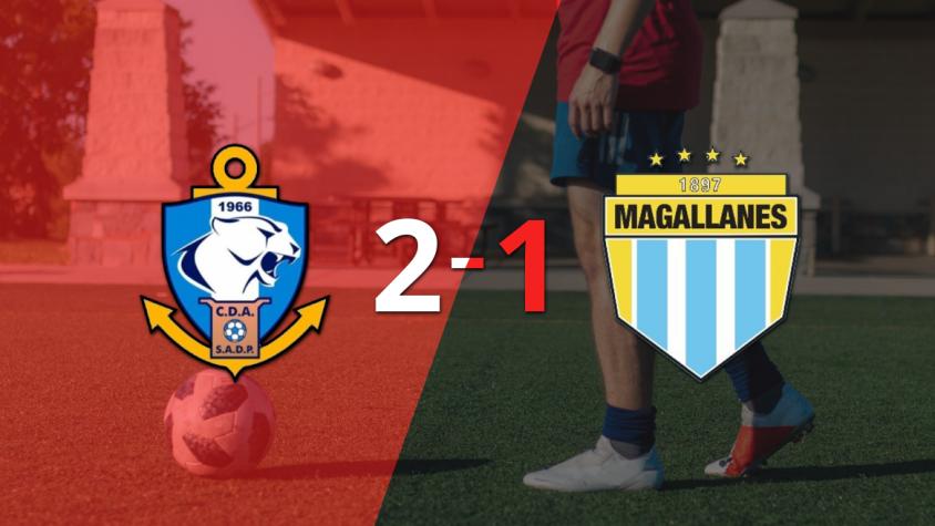 Con dos goles de Mauro Quiroga, D. Antofagasta venció a Magallanes