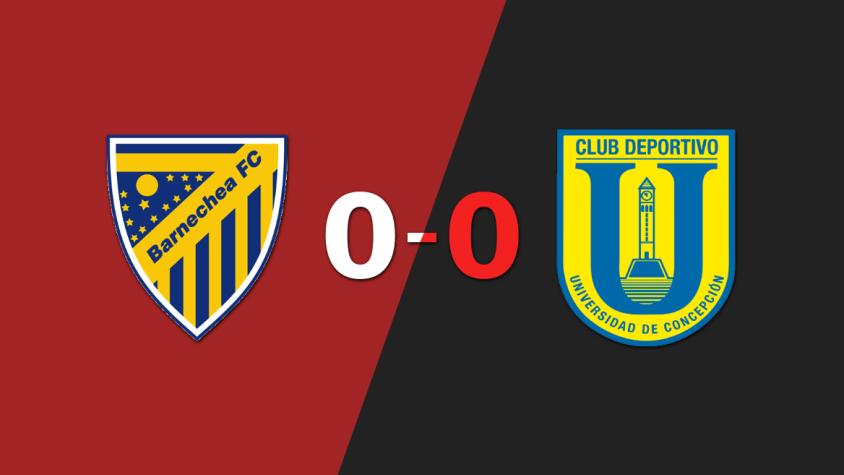 Sin muchas emociones, A.C. Barnechea y U. Concepción empataron 0-0