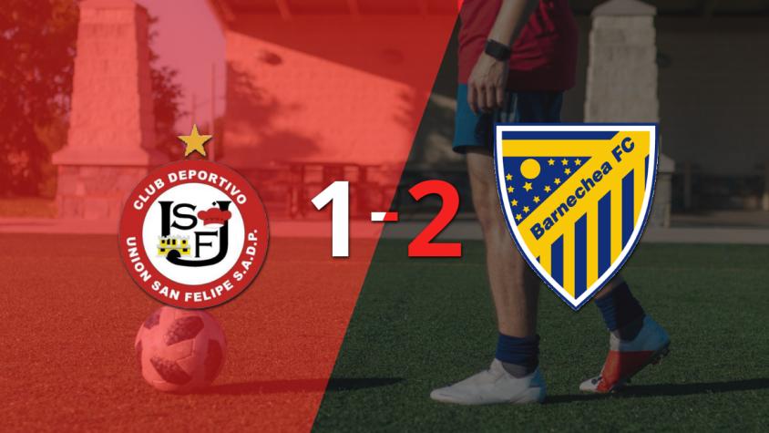 A.C. Barnechea se lleva la victoria por 2 a 1 con un gol agónico en un reñido partido