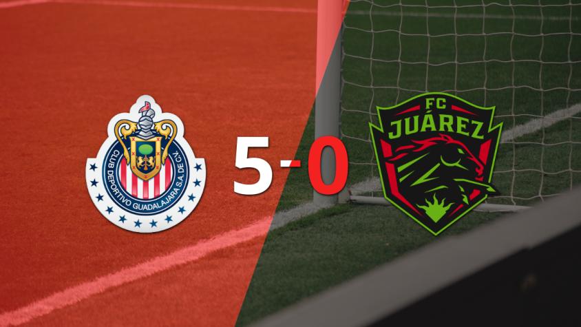 Chivas sentenció con goleada 5-0 a FC Juárez