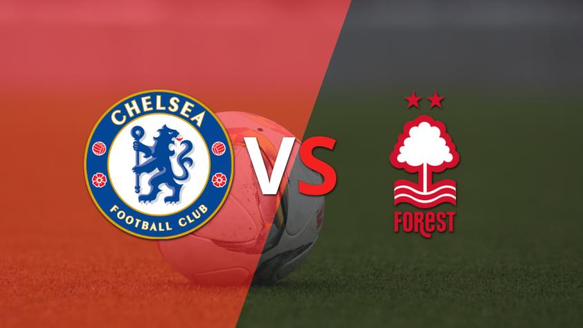 Comienza el juego entre Chelsea y Nottingham Forest en el estadio Stamford Bridge