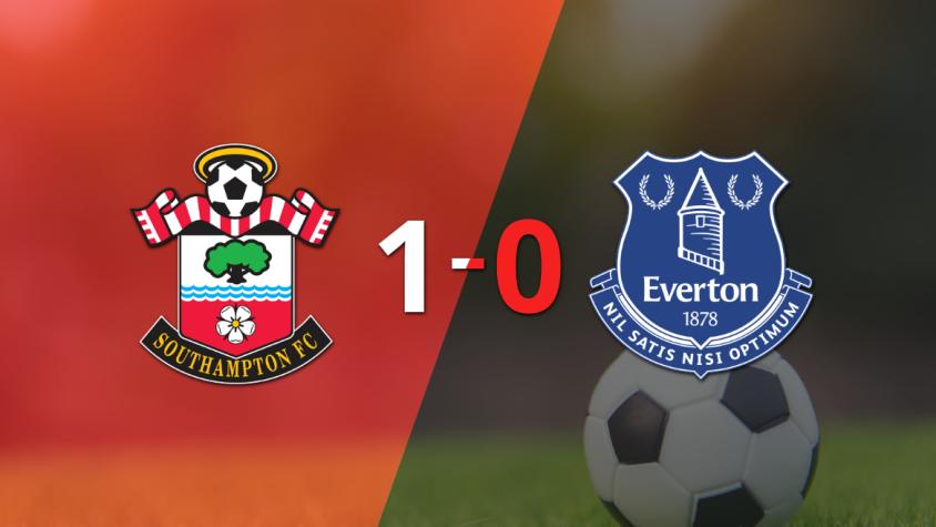 Con gol de Adam Armstrong, Southampton le ganó a Everton por 1 a 0