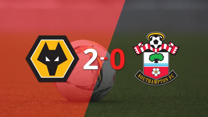 Wolverhampton le ganó con claridad a Southampton por 2 a 0