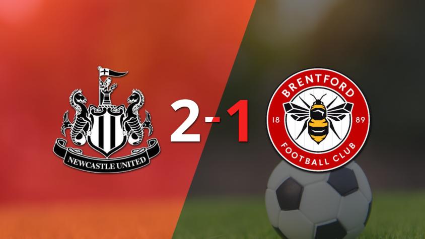 Con la mínima diferencia, Newcastle United venció a Brentford por 2 a 1