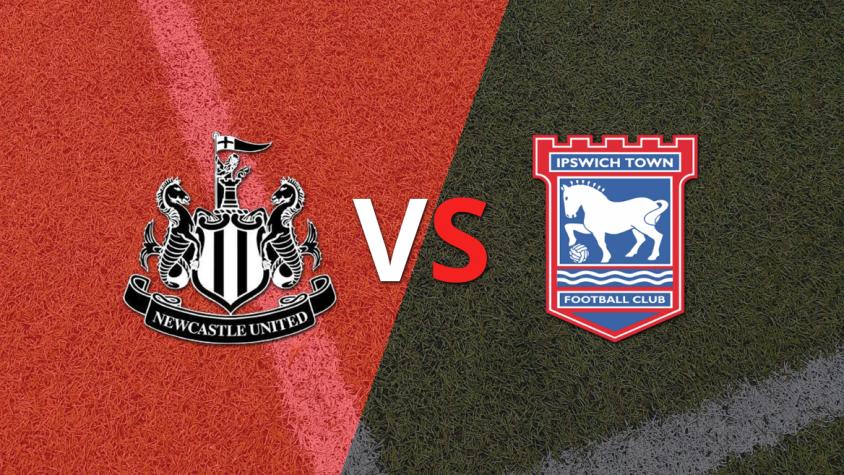 Con dos anotaciones, Newcastle United vence a Ipswich Town