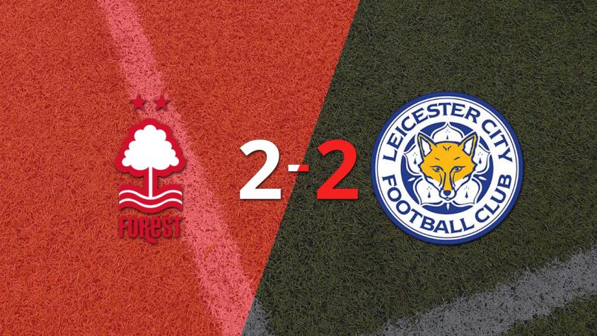 Nottingham Forest empató 2-2 con Leicester City