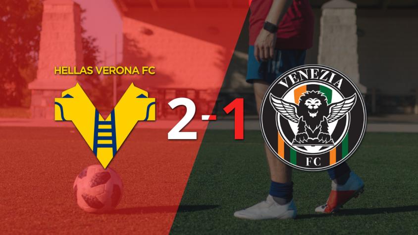 Hellas Verona asegura la victoria al vencer 2-1 a Venezia