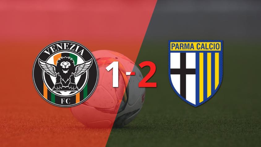 Parma supera por 2-1 a Venezia tras dar vuelta el partido