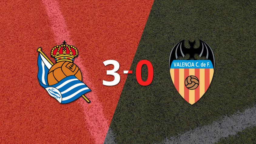 Real Sociedad goleó 3-0 a Valencia con doblete de Orri Óskarsson