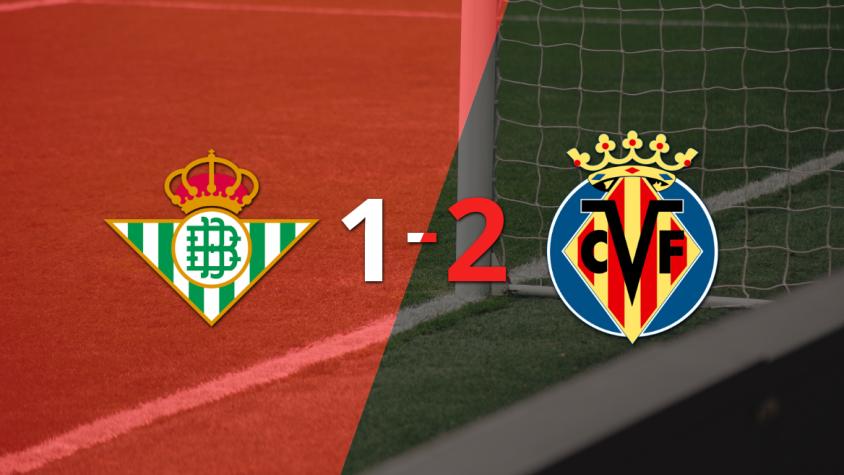 Villarreal remonta el partido con Betis y sella el triunfo 2 a 1