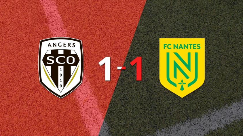 Angers no pudo en casa ante Nantes y empataron 1-1 