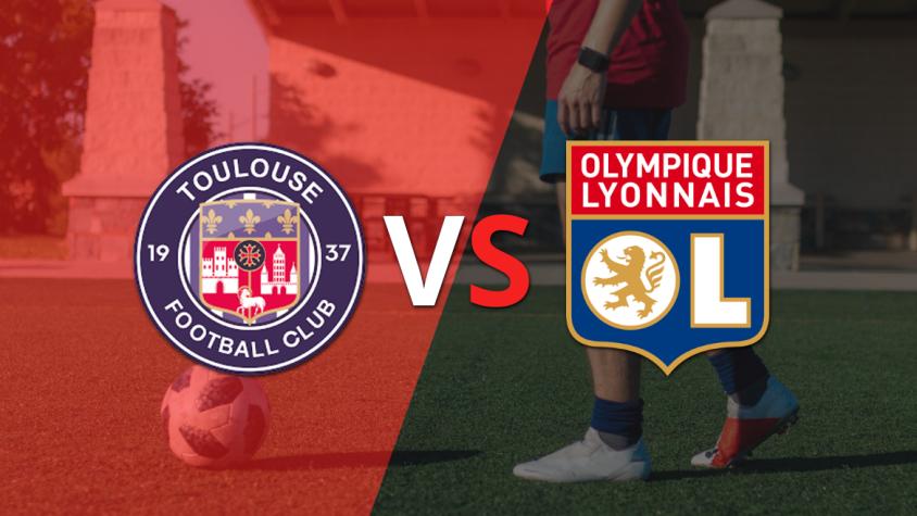 Olympique Lyon supera a Toulouse por 2-1