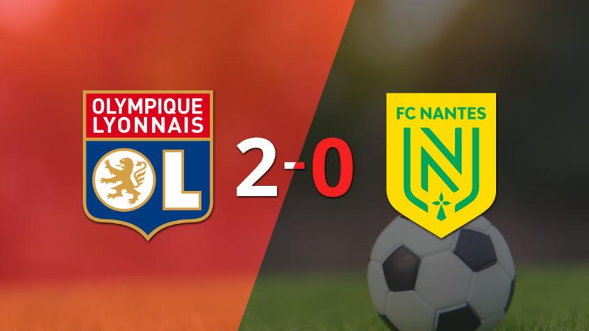 Olympique Lyon marcó dos veces en la victoria ante Nantes en el Groupama Stadium