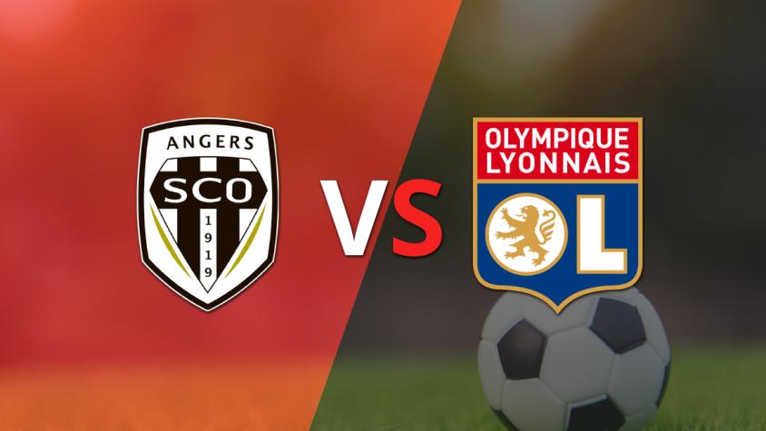 Olympique Lyon le está ganando 3 a 0 a Angers