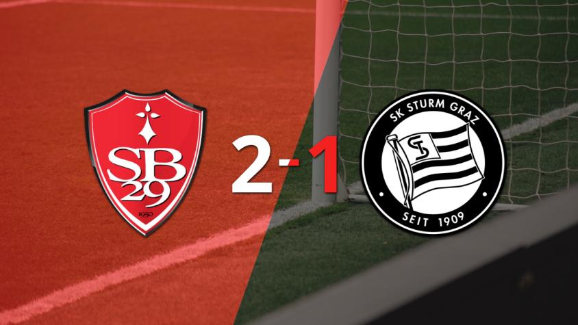 Stade Brestois logró una victoria como anfitrión por 2 a 1 frente a Sturm Graz