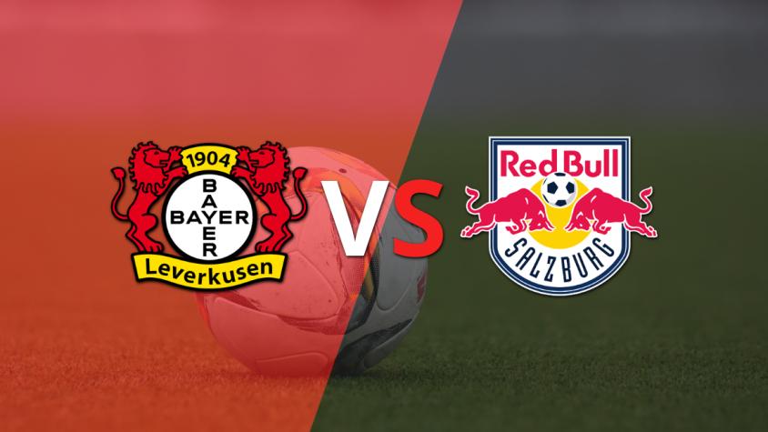 Arranca el partido entre Bayer Leverkusen vs Red Bull Salzburgo