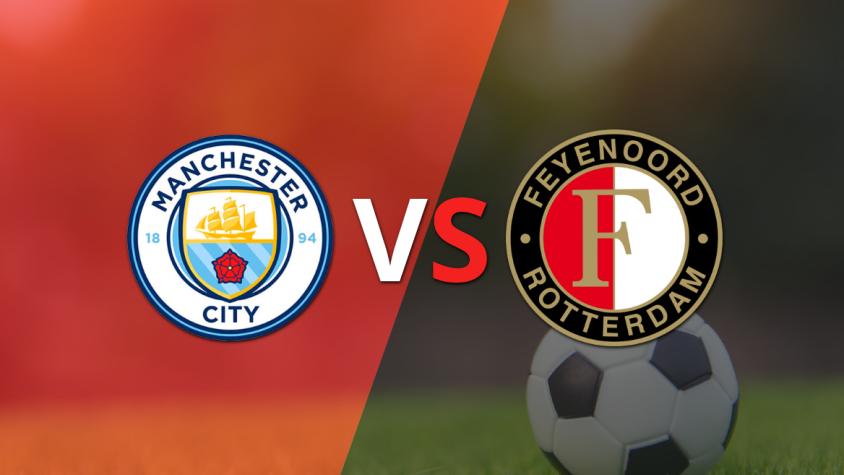 Arrancan las acciones del duelo entre Manchester City y Feyenoord