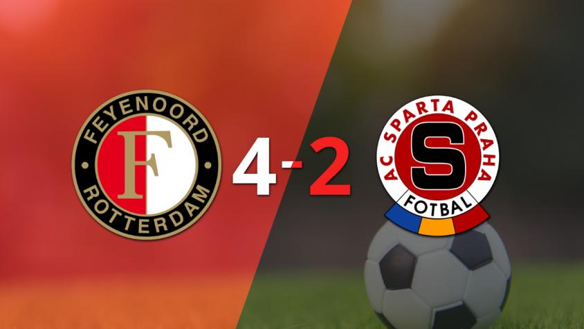 Feyenoord muestra su poderío y derrota a Sparta Praga por 4-2