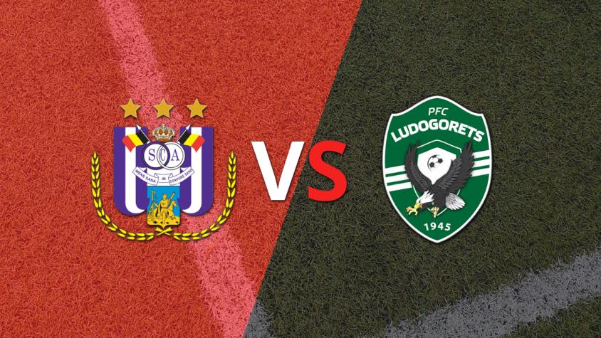 Anderlecht anota y pasa a superar por 2-0 a Ludogorets