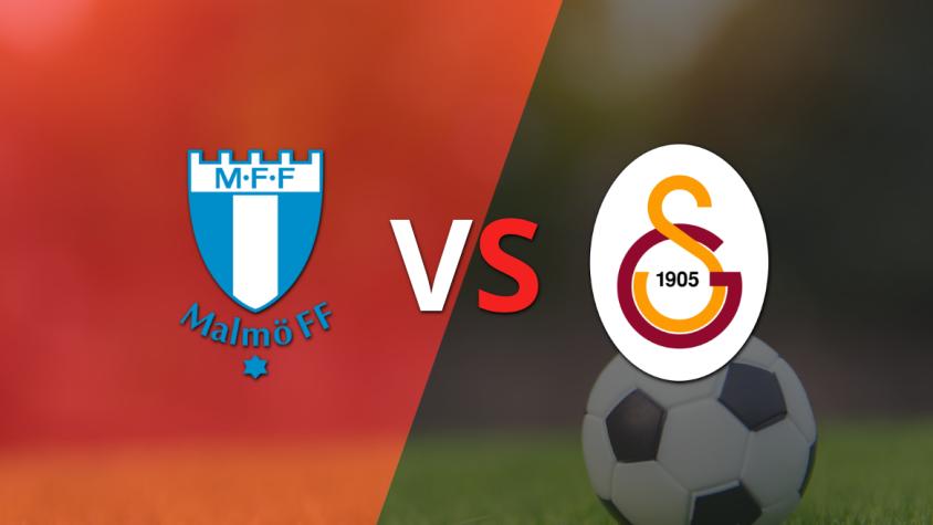 Galatasaray le está ganado a Malmö por 2 a 1