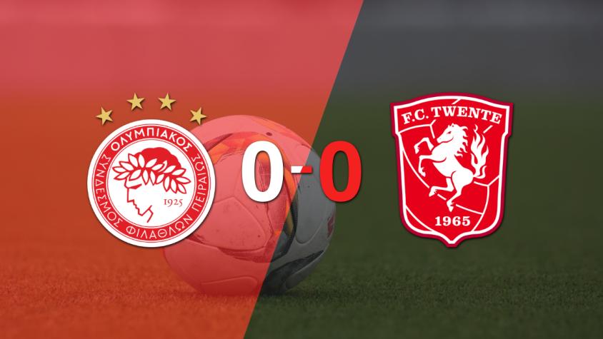 Cero a cero terminó el partido entre Olympiacos y FC Twente