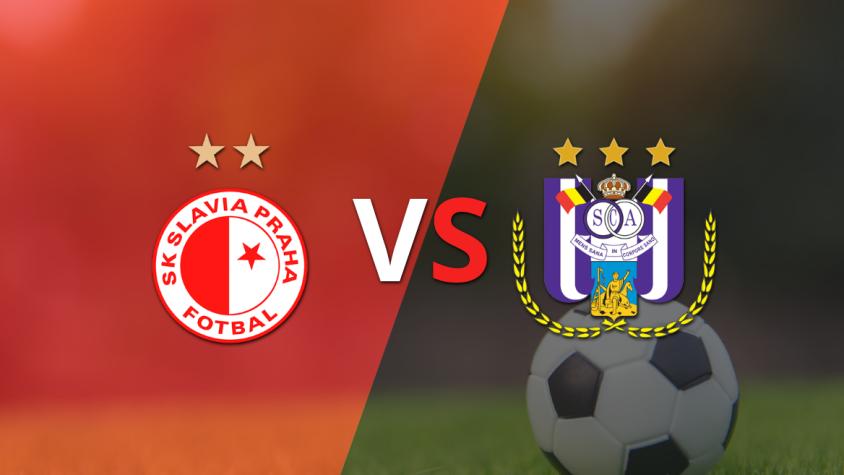 En el estadio Eden Arena, Anderlecht le gana a Slavia Praga