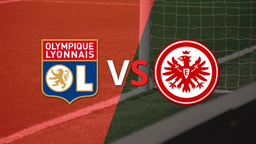 Olympique Lyon vence a Eintracht Frankfurt con un 3-2